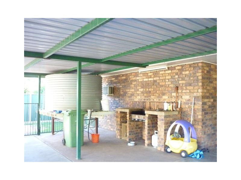 12 Alfred Street, St George QLD 4487