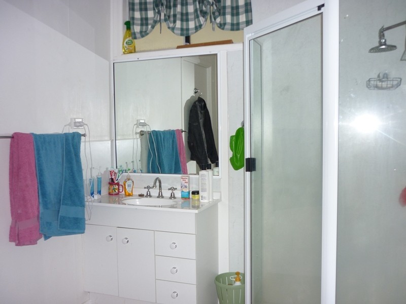 11 Wattle Drive, St George QLD 4487