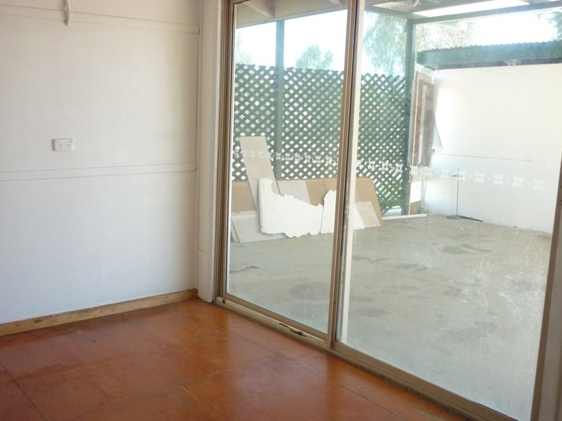 48 Cowildi Street, Dirranbandi QLD 4486