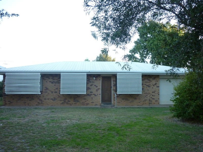 10 Carnation Avenue, St George QLD 4487