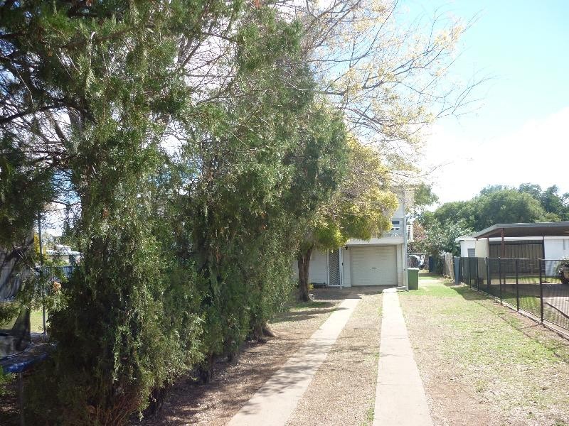 25 Alfred Street, St George QLD 4487