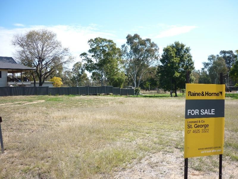 8 Hutt Street, St George QLD 4487