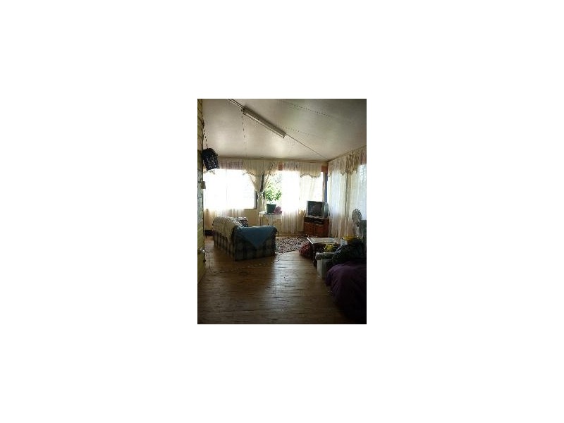 17  Perkins Street, Dirranbandi QLD 4486