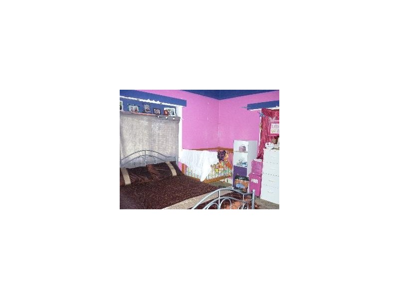 17  Perkins Street, Dirranbandi QLD 4486