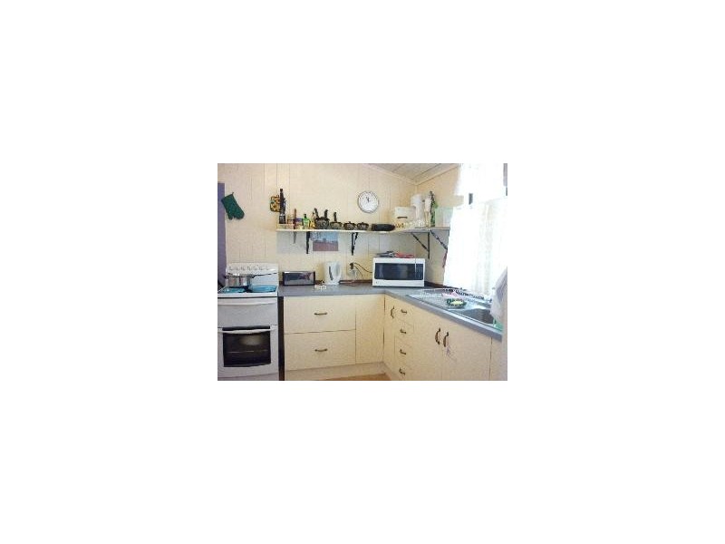 32 Barlee Street, St George QLD 4487