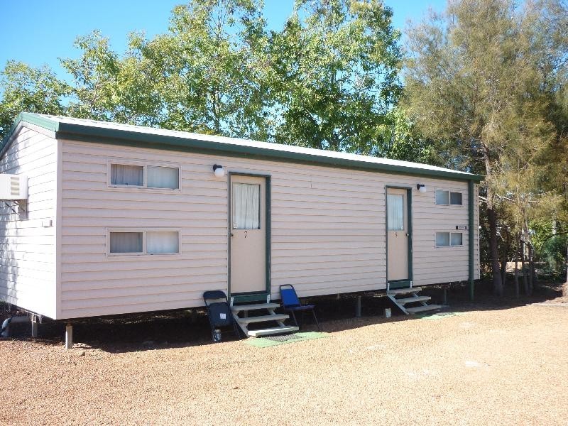 41 Kirby Street, Dirranbandi QLD 4486