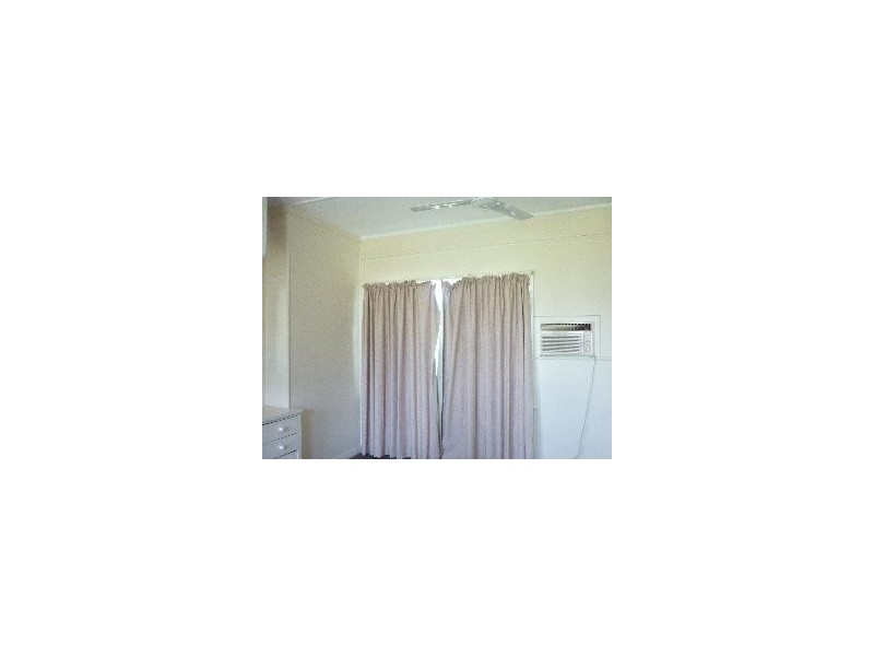 22 Wattle Drive, St George QLD 4487