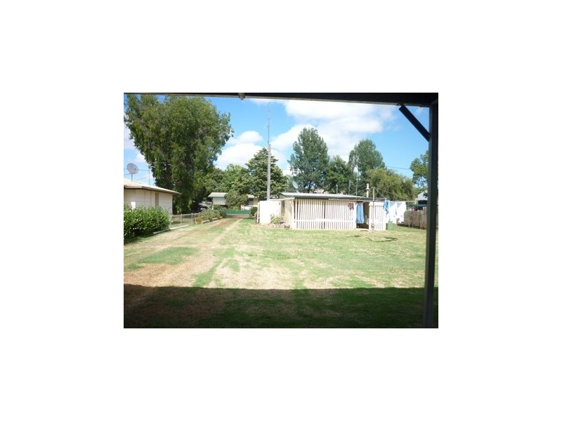 5 Carnation Avenue, St George QLD 4487