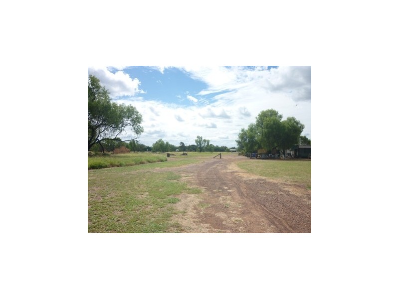 12166 Carnarvon Highway, St George QLD 4487