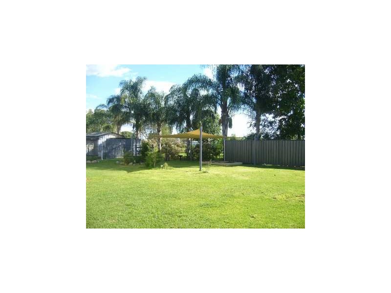 2 Hume Street, St George QLD 4487