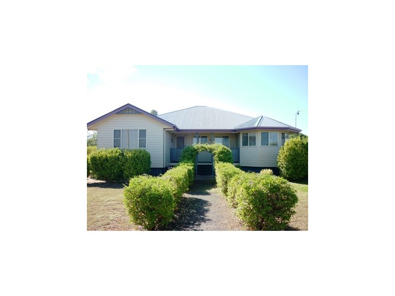 1 Turvey Court, St George QLD 4487