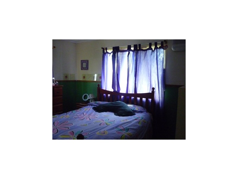 2 Andrew Street, St George QLD 4487