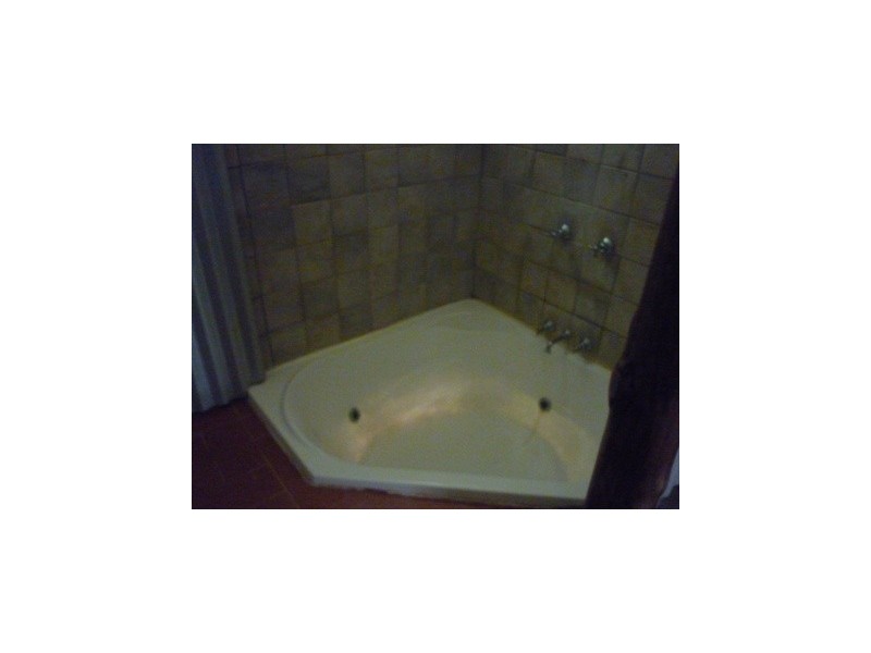 2 Andrew Street, St George QLD 4487