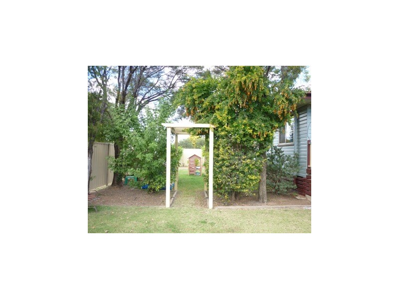 2 Andrew Street, St George QLD 4487