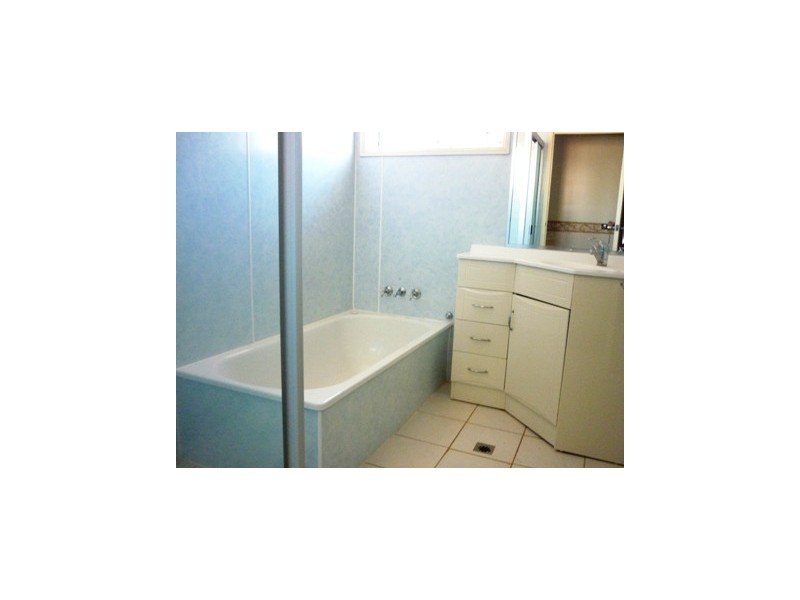 7 Andrew Street, St George QLD 4487