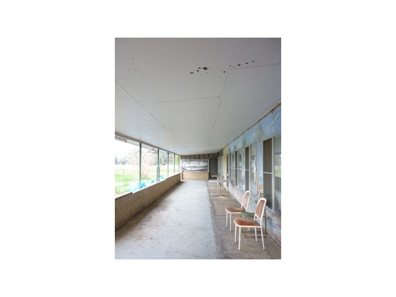 180 Commissioners Point Road, St George QLD 4487