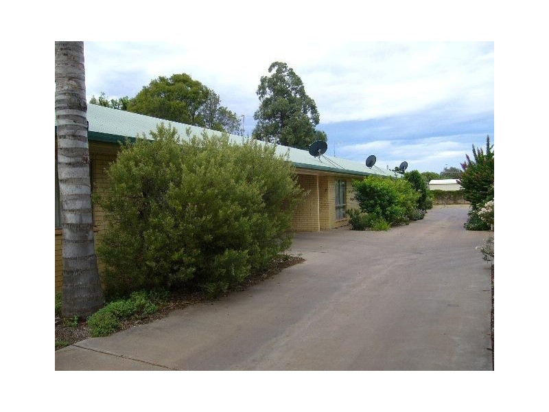 1-8, 61 Scott Street, St George QLD 4487