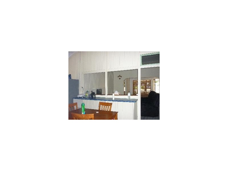 74 Alfred St, St George QLD 4487