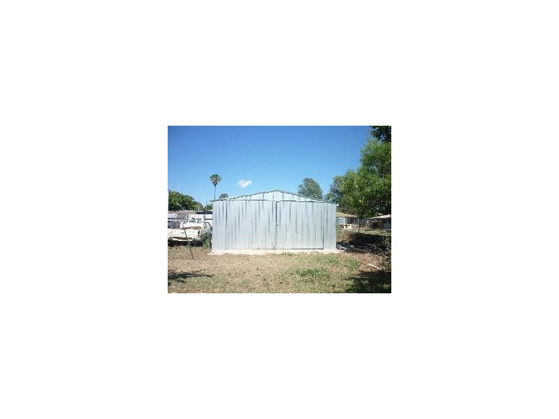 82 Church Street, St George QLD 4487