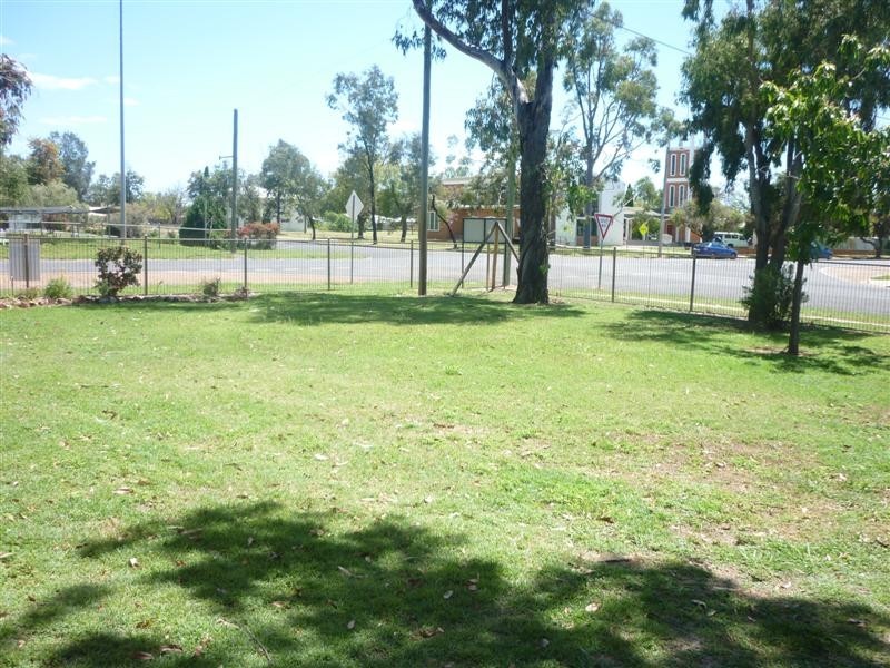 140 – 144 Victoria Street, St George QLD 4487