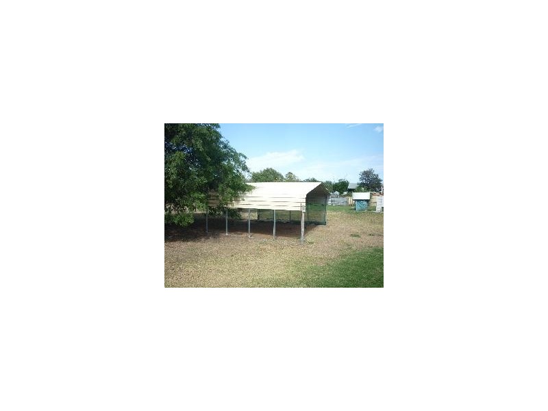 20 Pine Street, Thallon QLD 4497