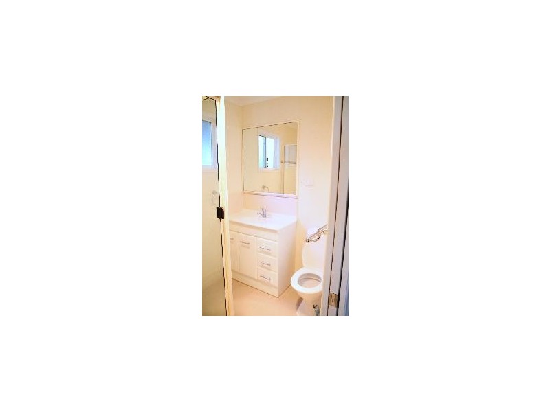 2 Cutler Crt, St George QLD 4487