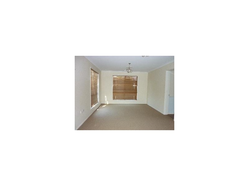 2 Cutler Crt, St George QLD 4487