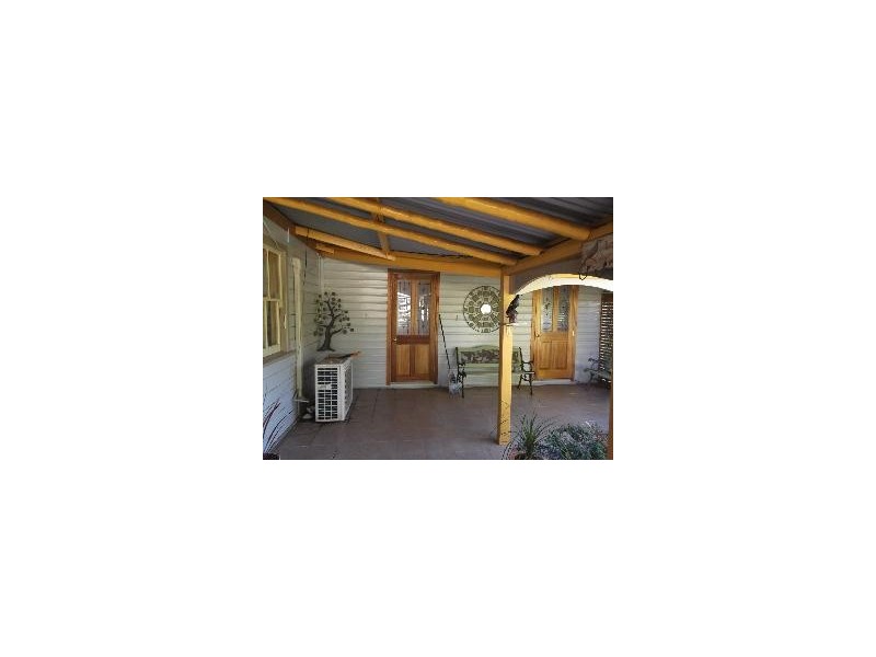 73 Alfred, St George QLD 4487