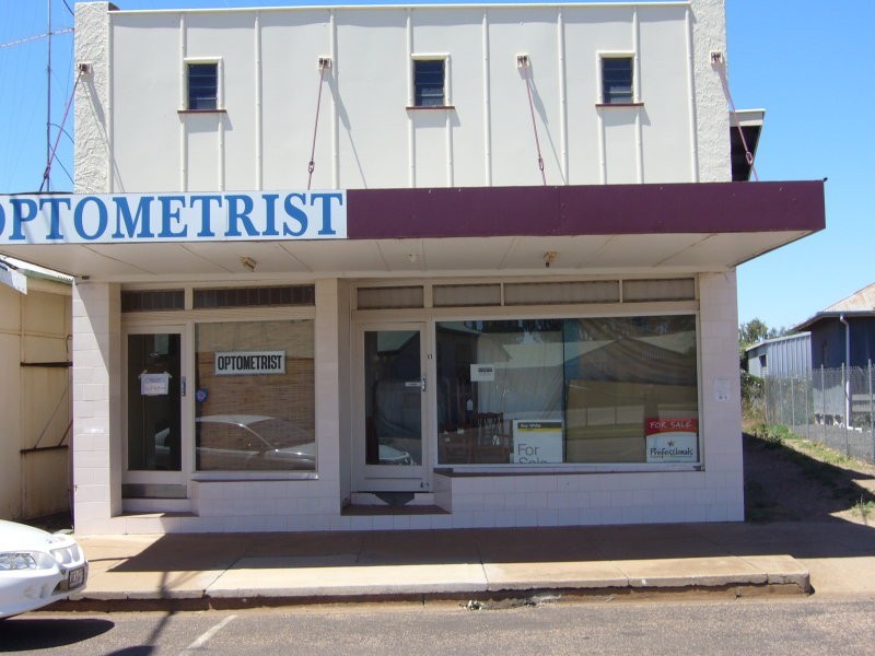 9 Grey Street, St George QLD 4487