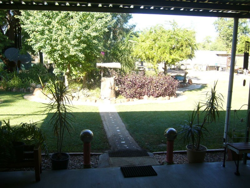 14 Mary Street, Bollon QLD 4488
