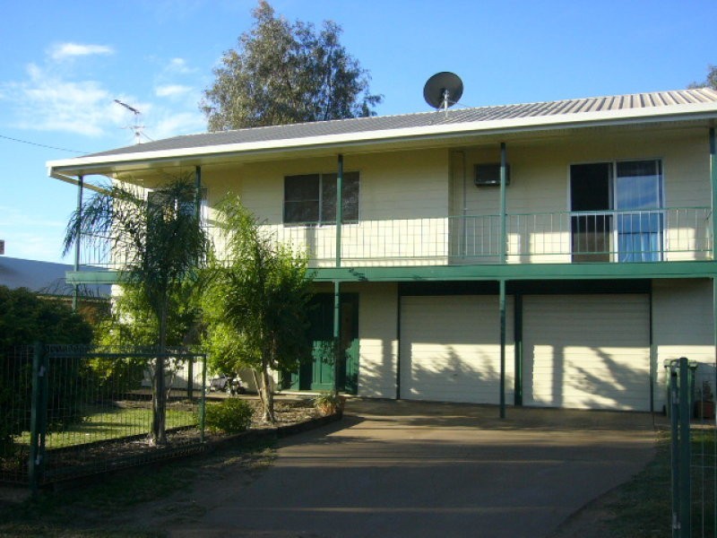 71 Church Street, St George QLD 4487