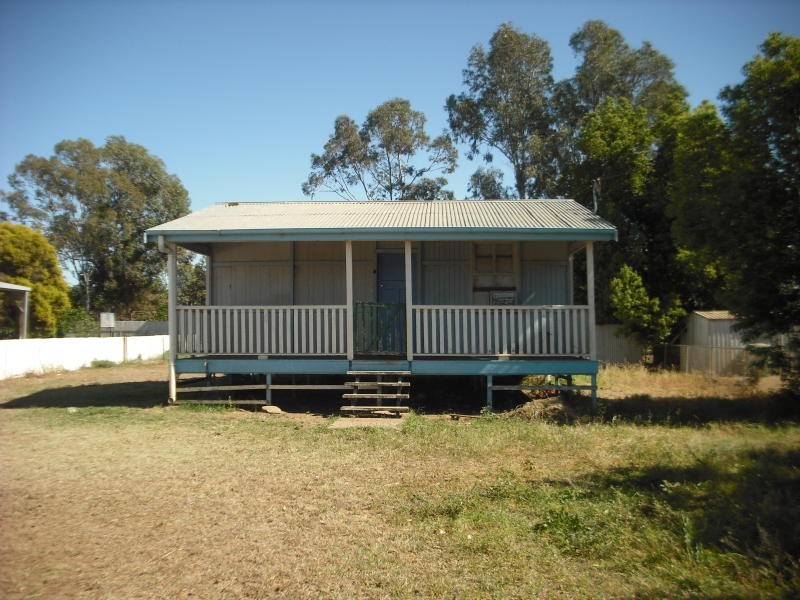 95 Arthur St, St George QLD 4487