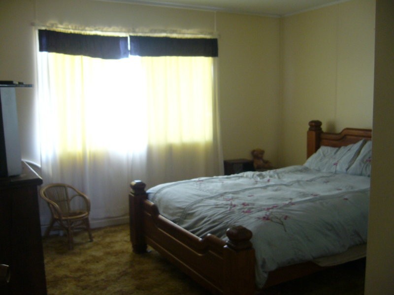 9 Wattle Drive, St George QLD 4487