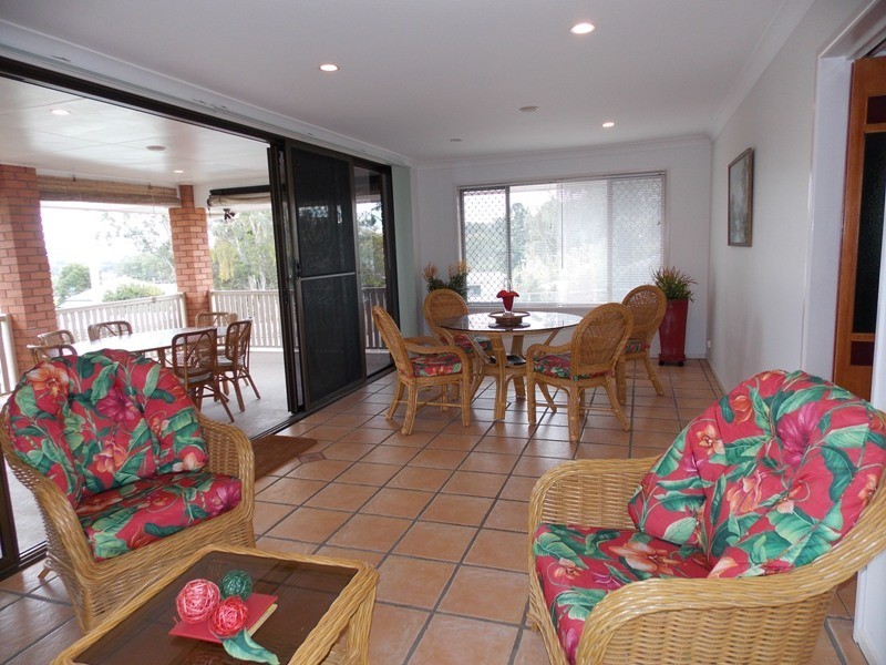 79 Wickham Street, Nanango QLD 4615