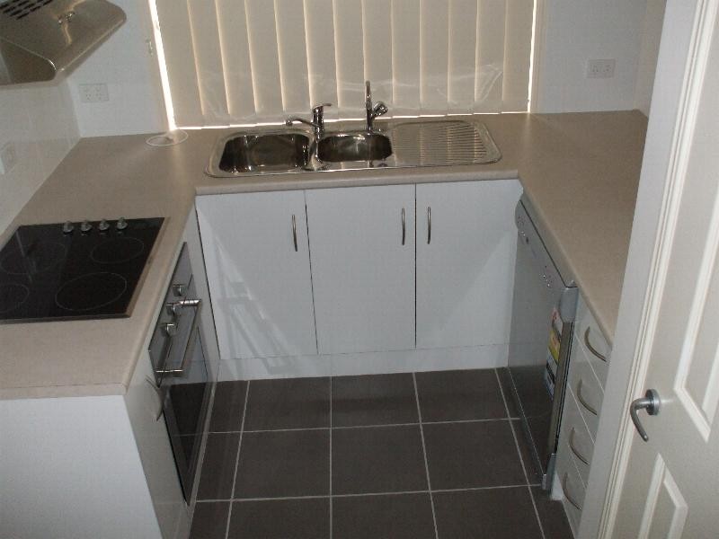 28 Burnett Street, Nanango QLD 4615