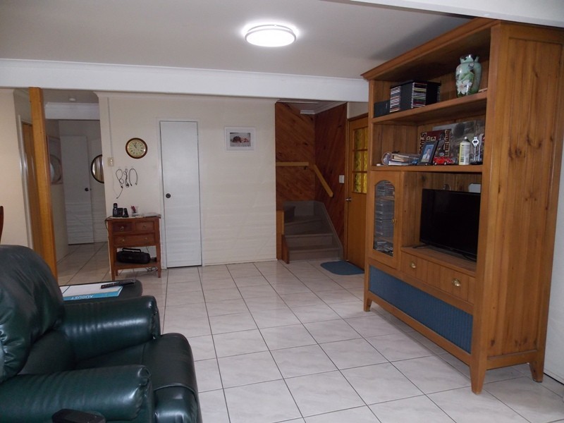 31 North Kerton Road, Nanango QLD 4615