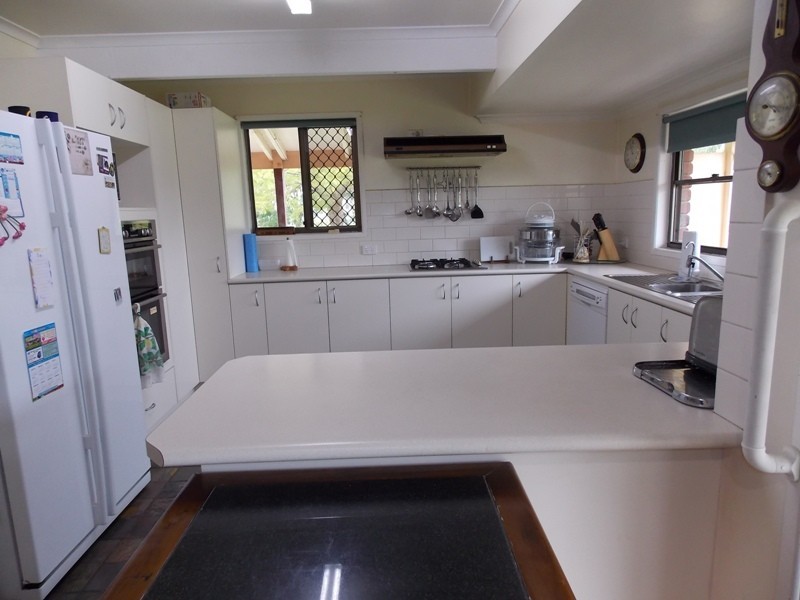31 North Kerton Road, Nanango QLD 4615