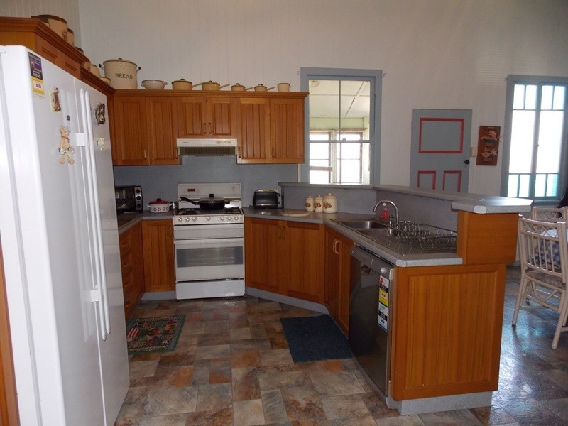 31 Appin Street, Nanango QLD 4615