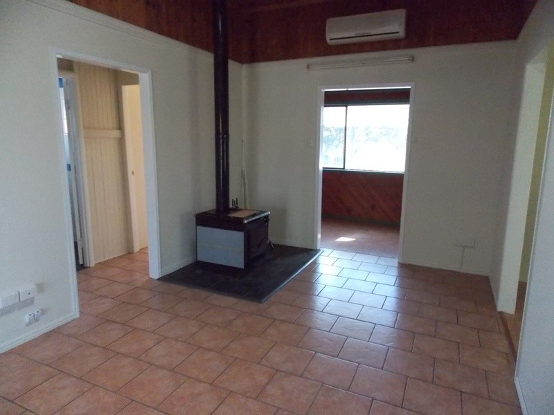 58 Burnett Street, Nanango QLD 4615