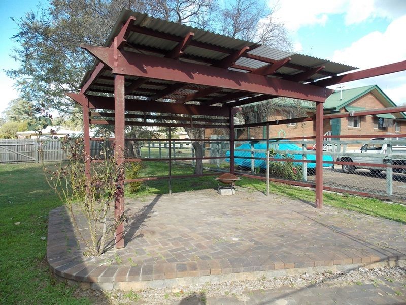 58 Burnett Street, Nanango QLD 4615