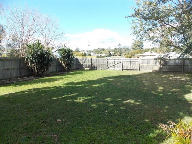 58 Burnett Street, Nanango QLD 4615