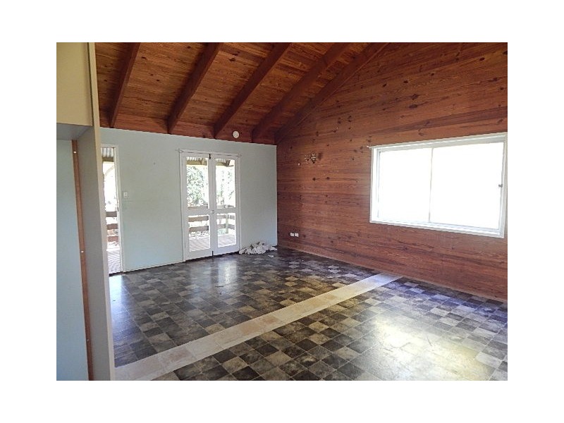 54 Hart street, Blackbutt QLD 4306