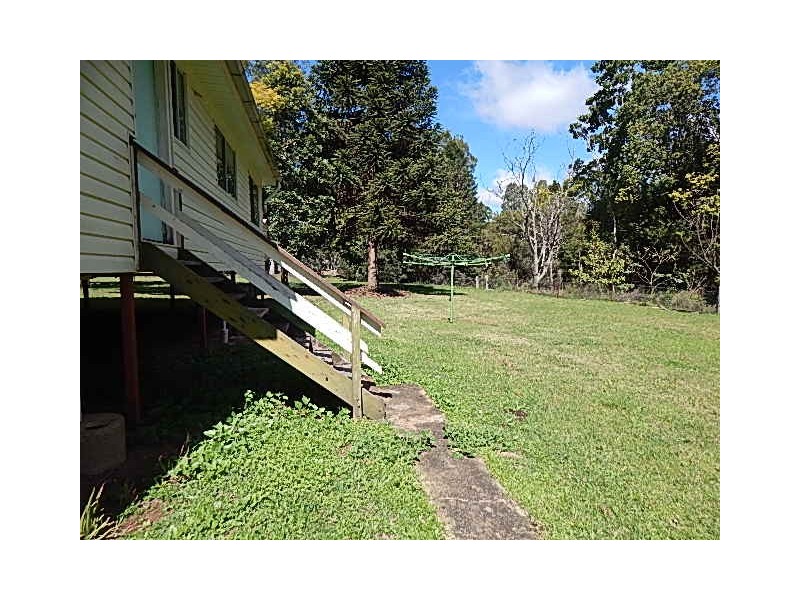 54 Hart street, Blackbutt QLD 4306