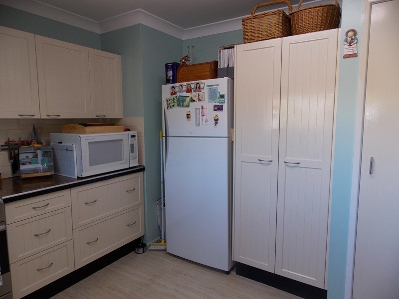 8 Birdie Street, Nanango QLD 4615