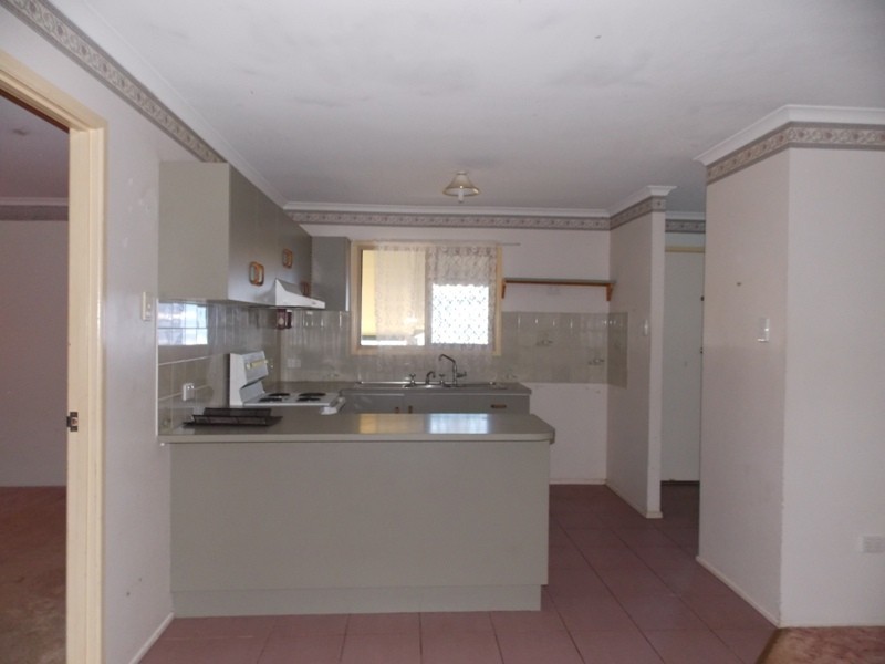 5 Hunter Street, Nanango QLD 4615