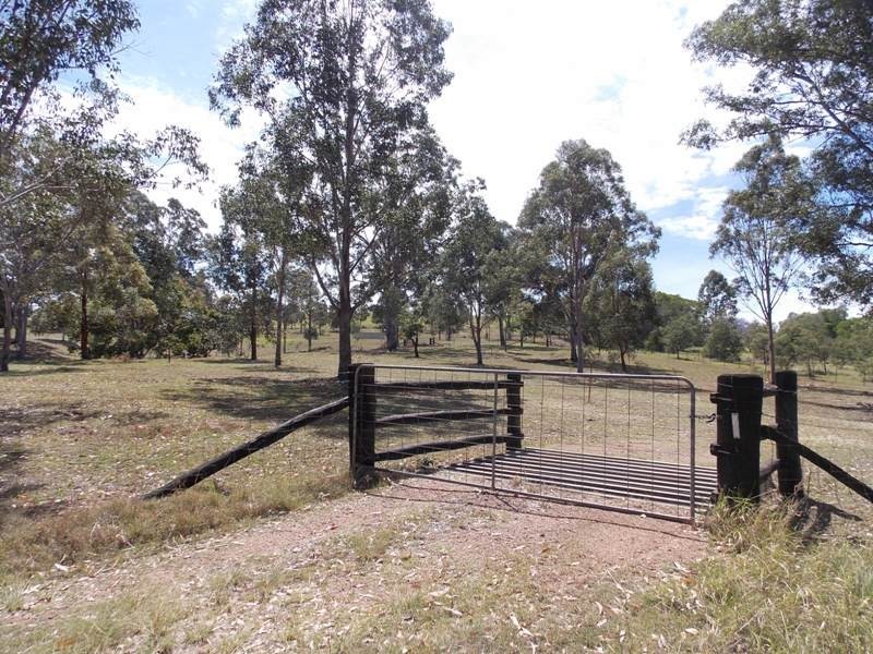 91 Hamilton Road, Nanango QLD 4615