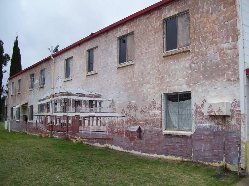 4 Pioneer Park Lane, Nanango QLD 4615