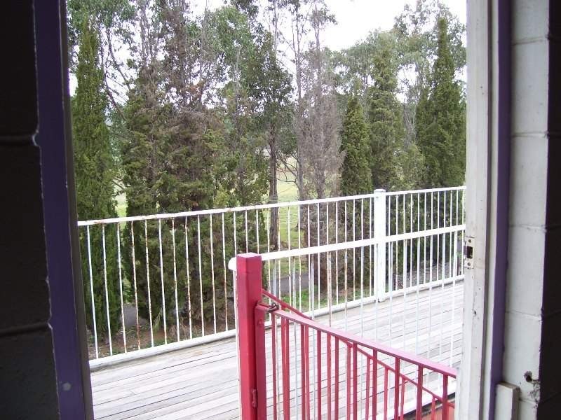 4 Pioneer Park Lane, Nanango QLD 4615