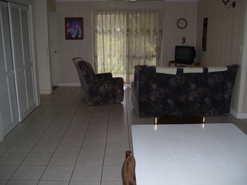 4 Pioneer Park Lane, Nanango QLD 4615