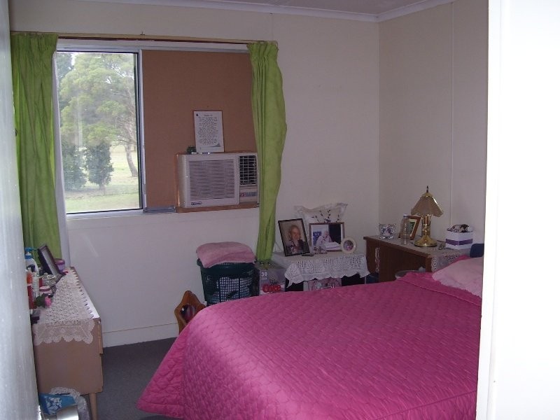 4 Pioneer Park Lane, Nanango QLD 4615